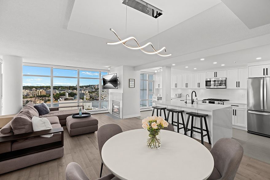 2006 198 Aquarius Mews