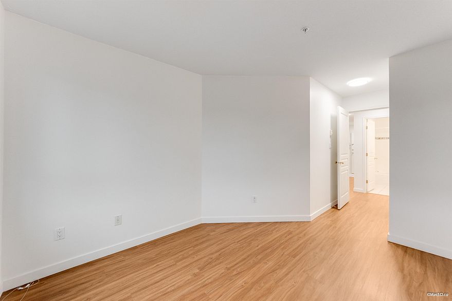 210 4989 Duchess Street