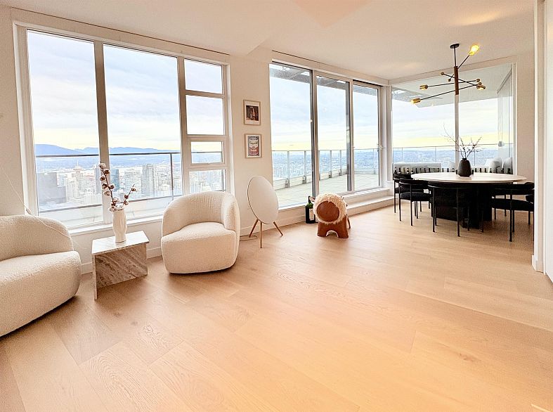 5901 1289 Hornby Street