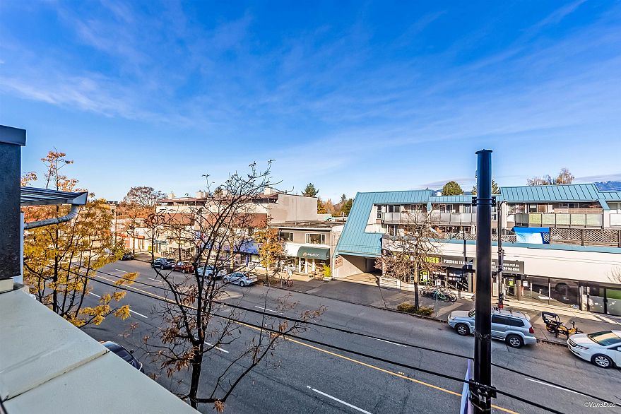 304 2525 Blenheim Street