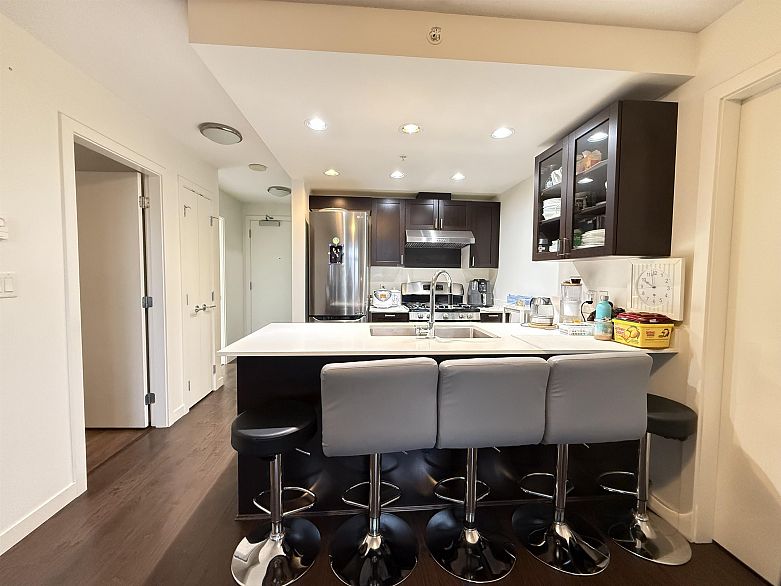 203 4818 Eldorado Mews