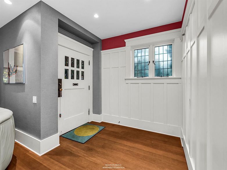 1747 Balaclava Street