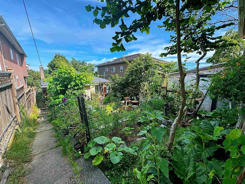 5569 Culloden Street