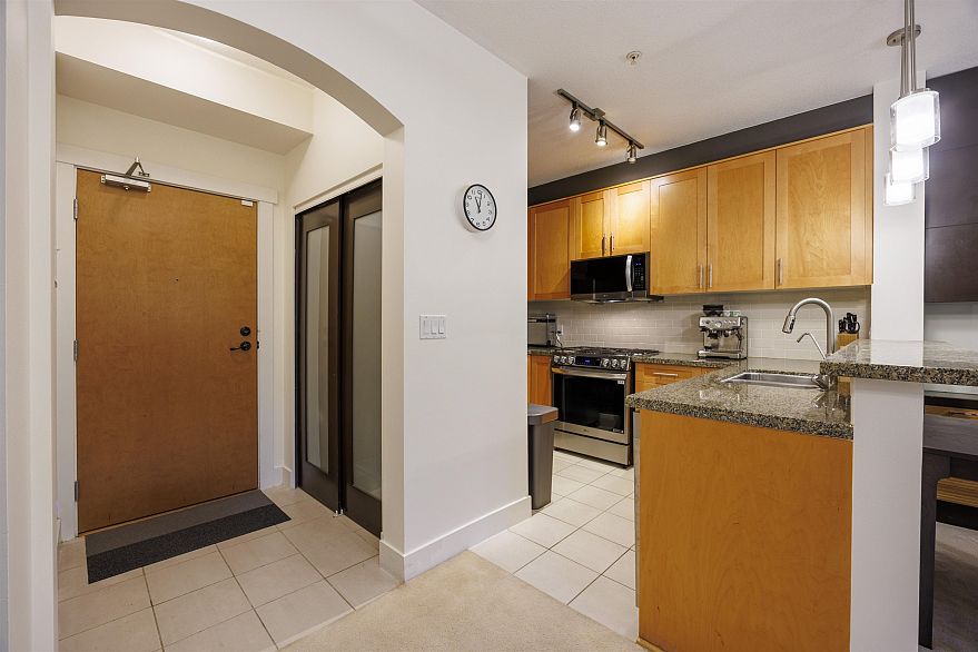 116 4885 Valley Drive