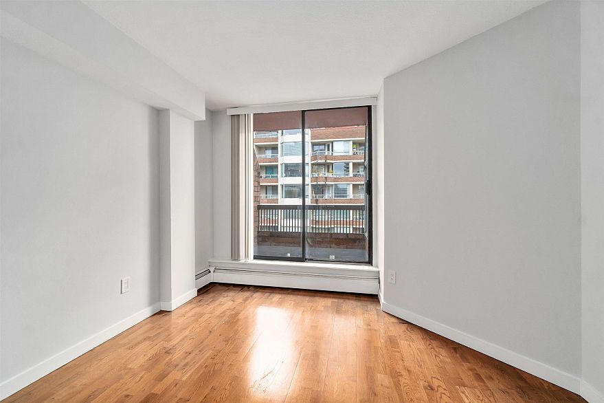 808 1333 Hornby Street