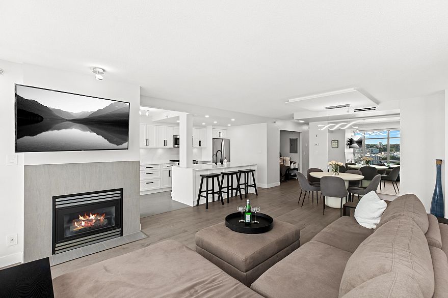 2006 198 Aquarius Mews