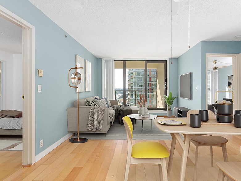 1605 789 Drake Street