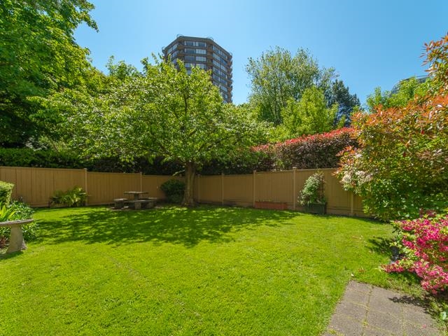 1403 1725 Pendrell Street