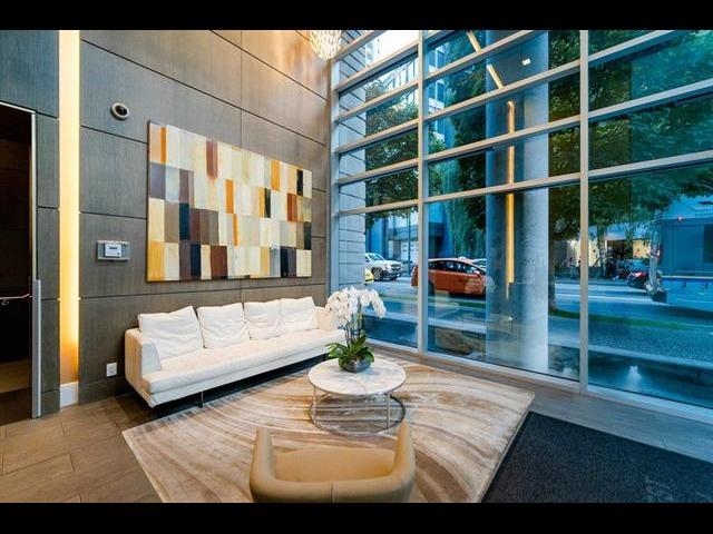 1601 1499 W Pender Street