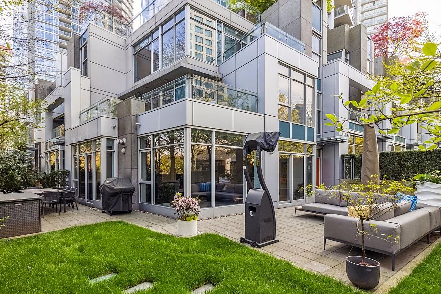 TH22 1281 W Cordova Street