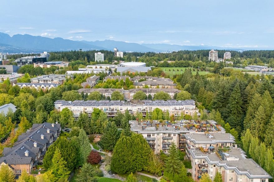 320 6328 Larkin Drive