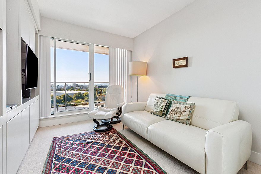 1901 5775 Hampton Place