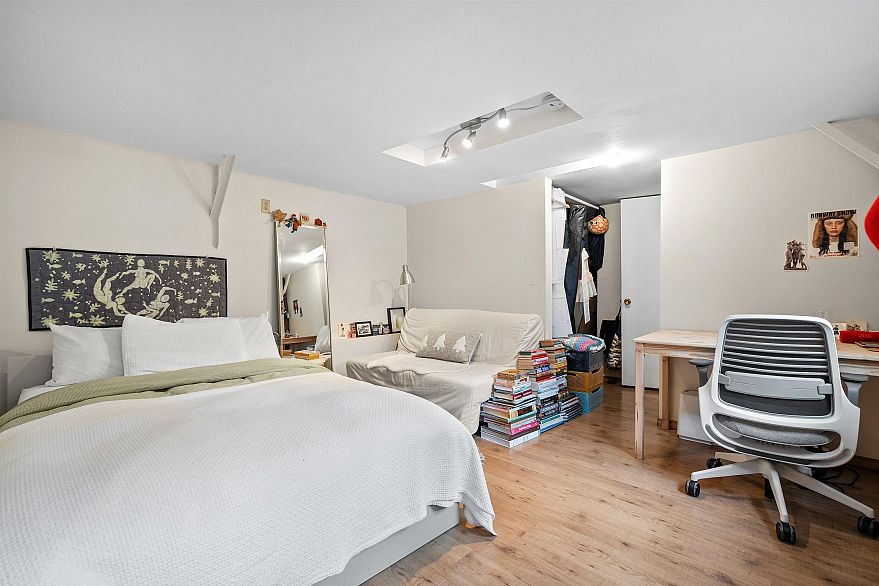 1829 1831 W 2nd Avenue