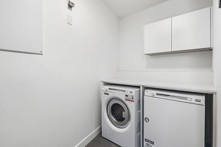 TH22 1281 W Cordova Street