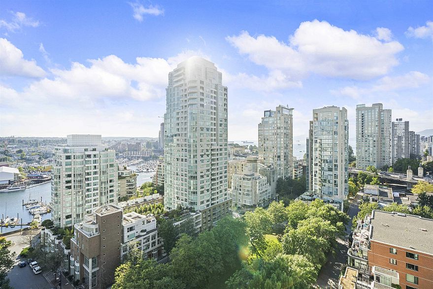 1907 1480 Howe Street