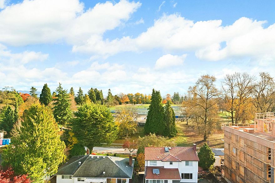 601 5212 Cambie Street