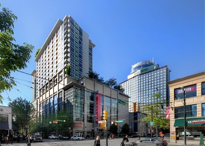 1522 938 Smithe Street