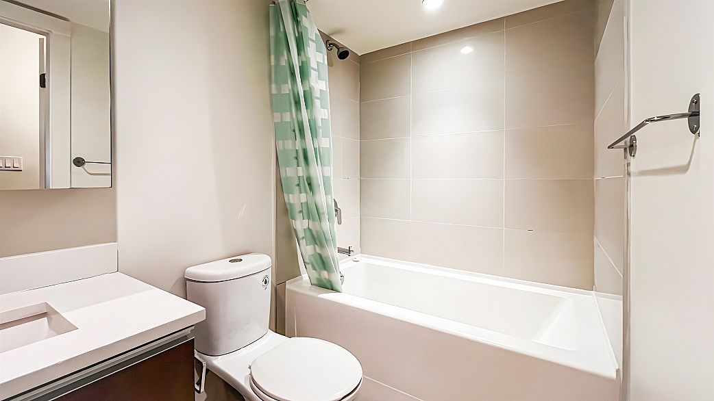 309 1009 HARWOOD STREET, Vancouver BC V6Z 1Z7