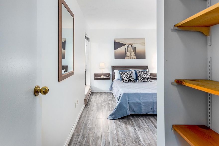 101 1405 HARO STREET, Vancouver BC V6G 1G2