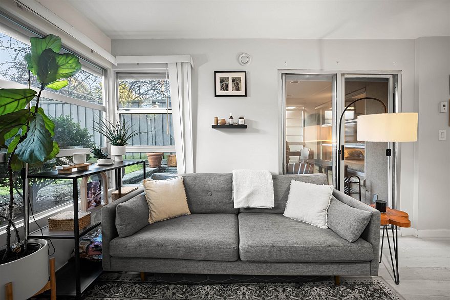 101 3023 W 4th Avenue