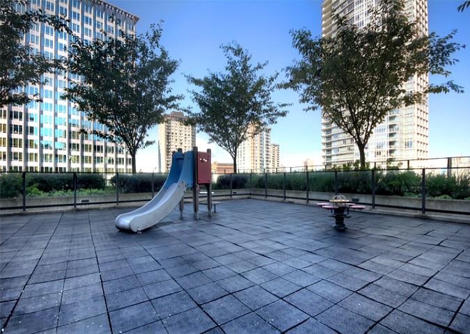 1522 938 Smithe Street