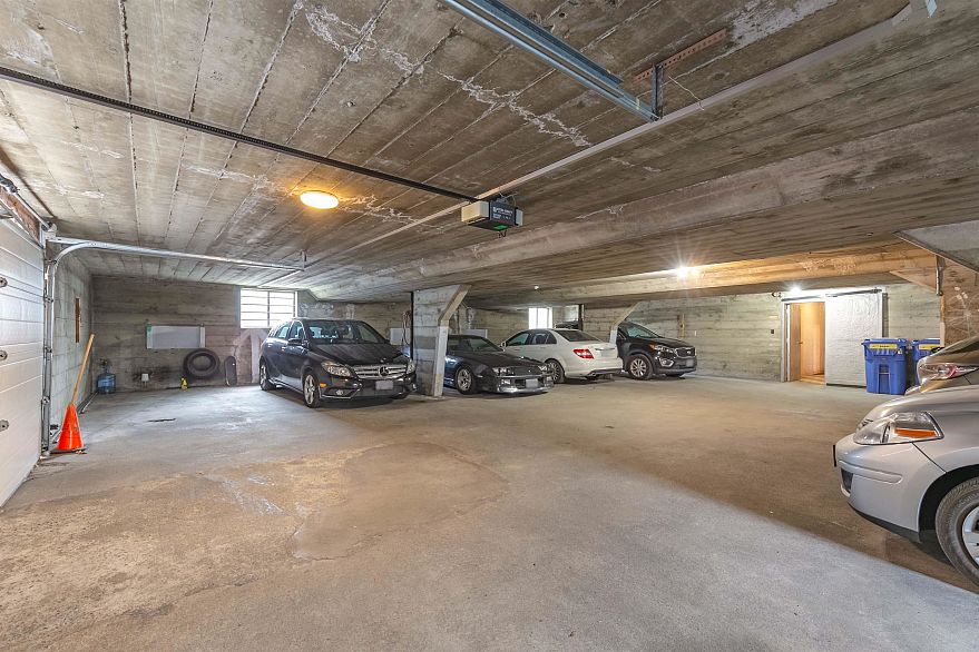 208 1925 NELSONSTREET, Vancouver BC V6G 1K9