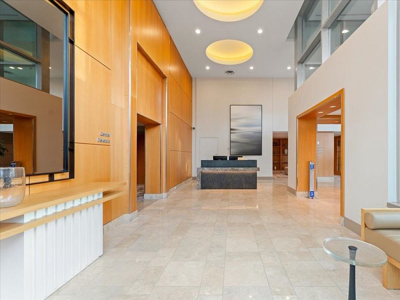 205 1717 Bayshore Drive