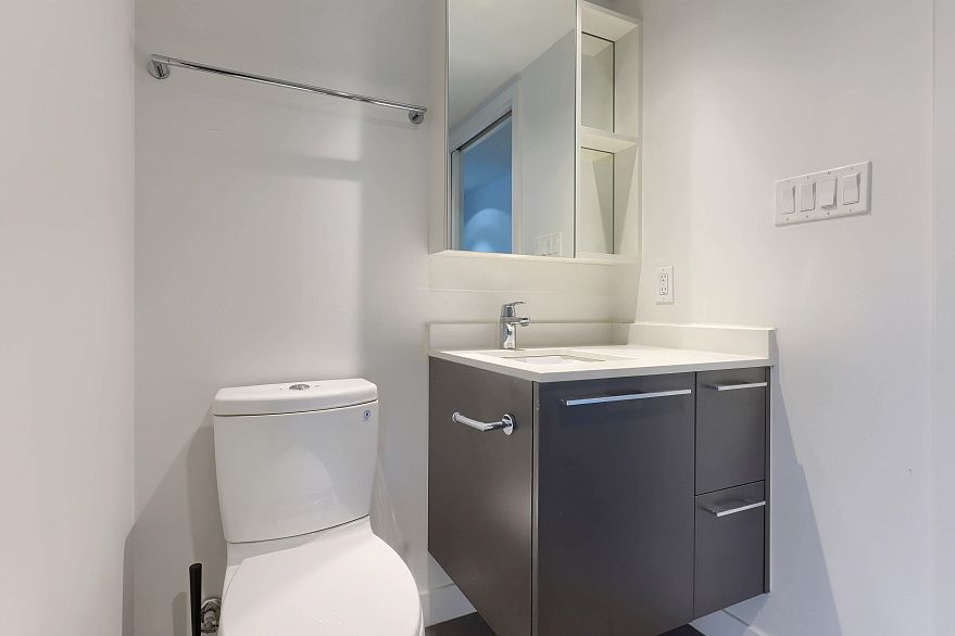 606 8031 Nunavut Lane