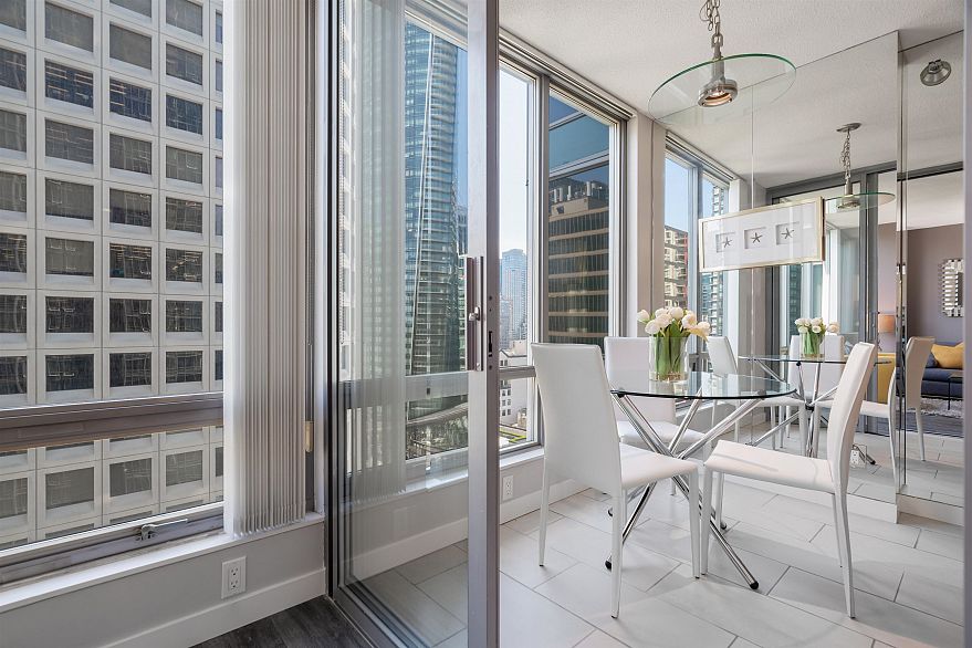 1505 1200 W Georgia Street