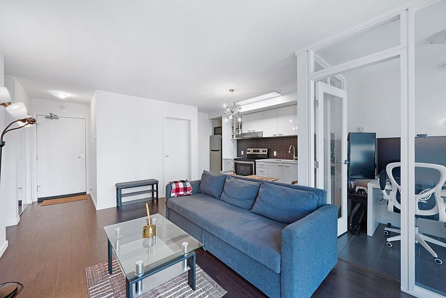 1207 602 Citadel Parade