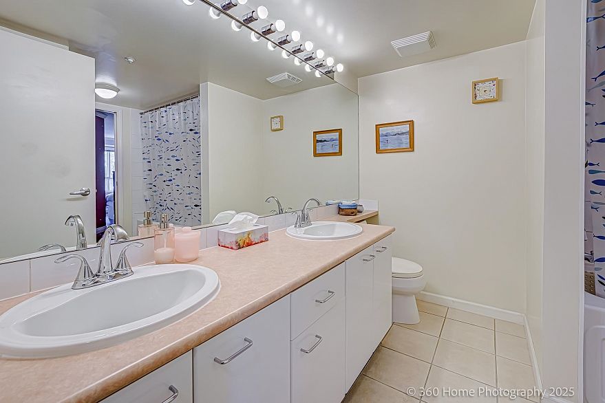 307 8495 Jellicoe Street