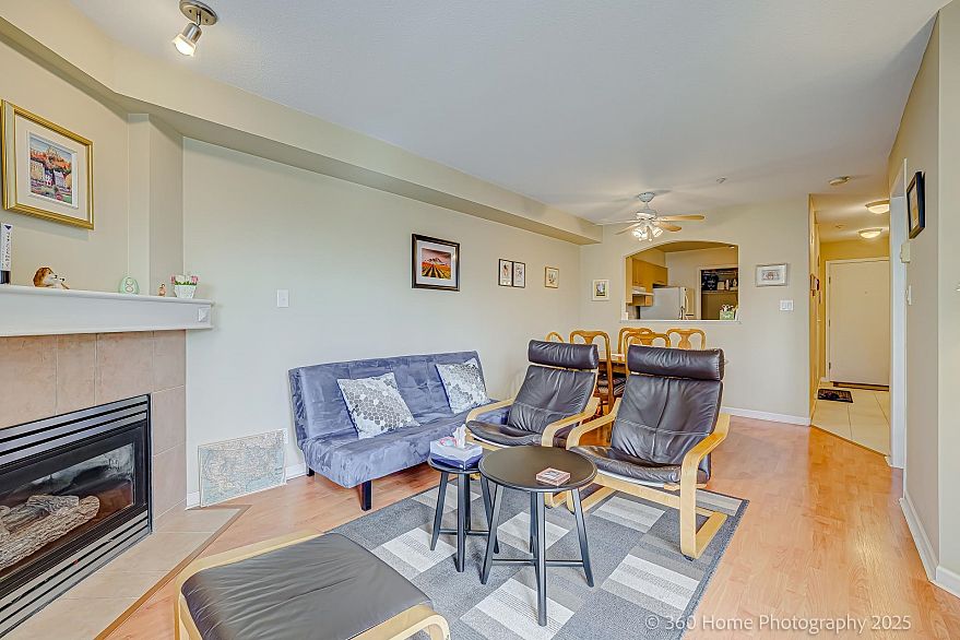 307 8495 Jellicoe Street