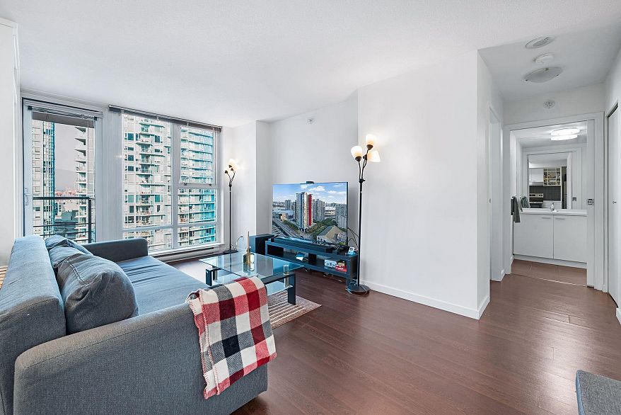 1207 602 Citadel Parade