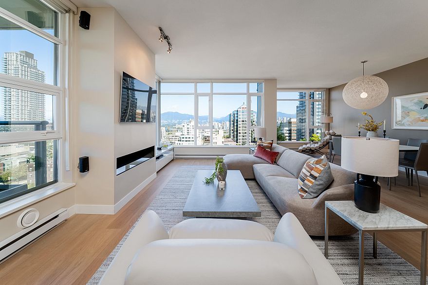 1102 1333 W 11th Avenue