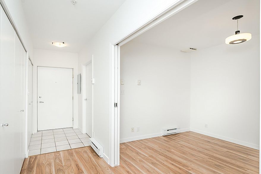 206 1688 Cypress Street