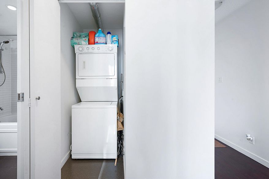 1207 602 Citadel Parade