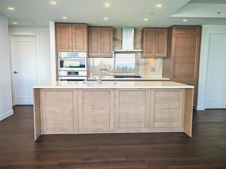 1607 5629 Birney Avenue