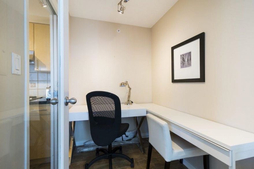 2802 193 AQUARIUS MEWS, Vancouver BC V6Z 2Z2