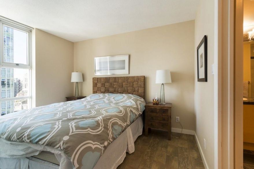 2802 193 AQUARIUS MEWS, Vancouver BC V6Z 2Z2