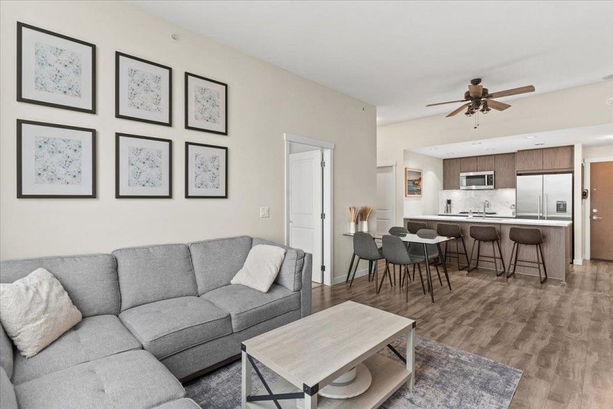 1106 3281 E Kent Avenue North Avenue