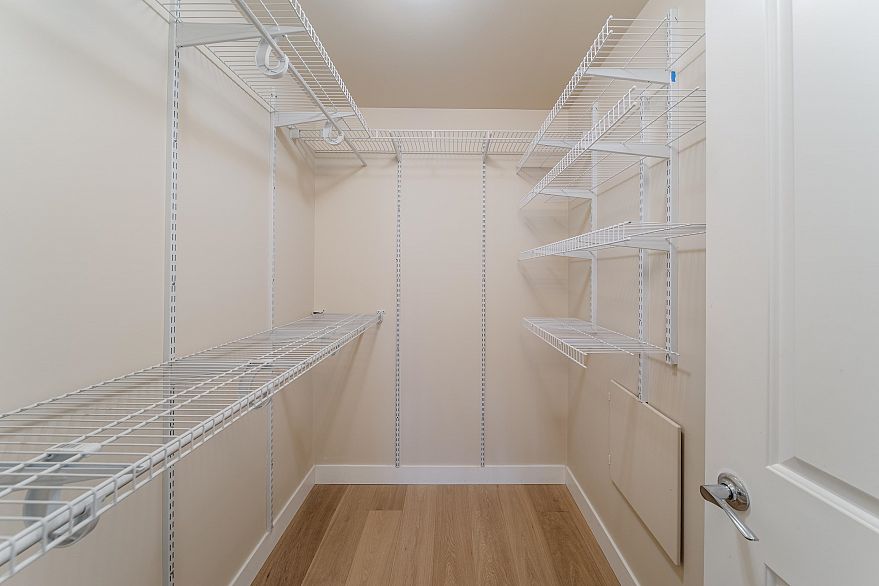 1102 1333 W 11th Avenue