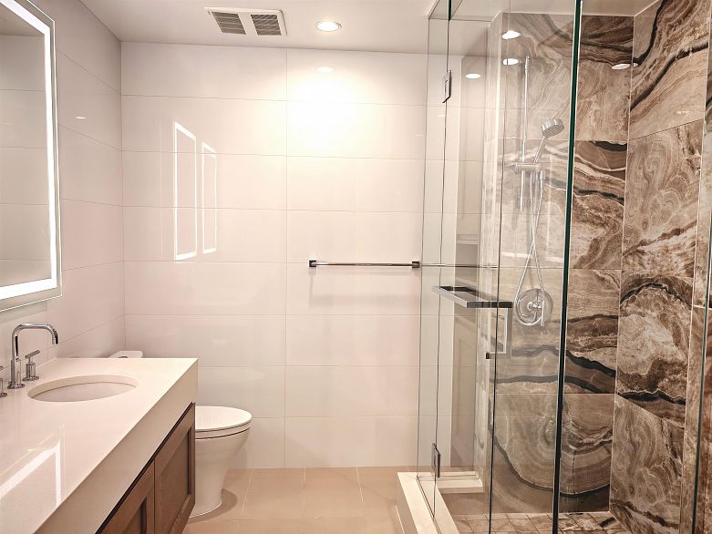 1607 5629 Birney Avenue