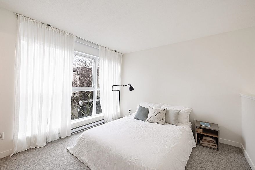 310 429 W 2nd Avenue