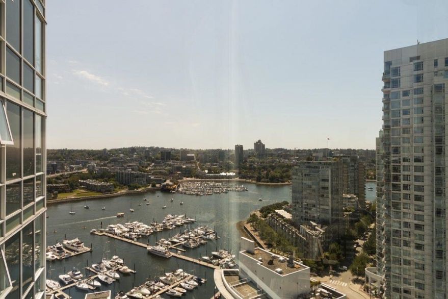 2802 193 AQUARIUS MEWS, Vancouver BC V6Z 2Z2