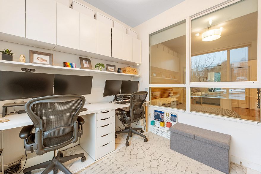 315 3551 Foster Avenue