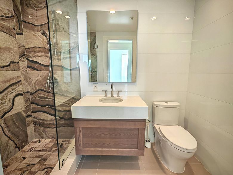 1607 5629 Birney Avenue