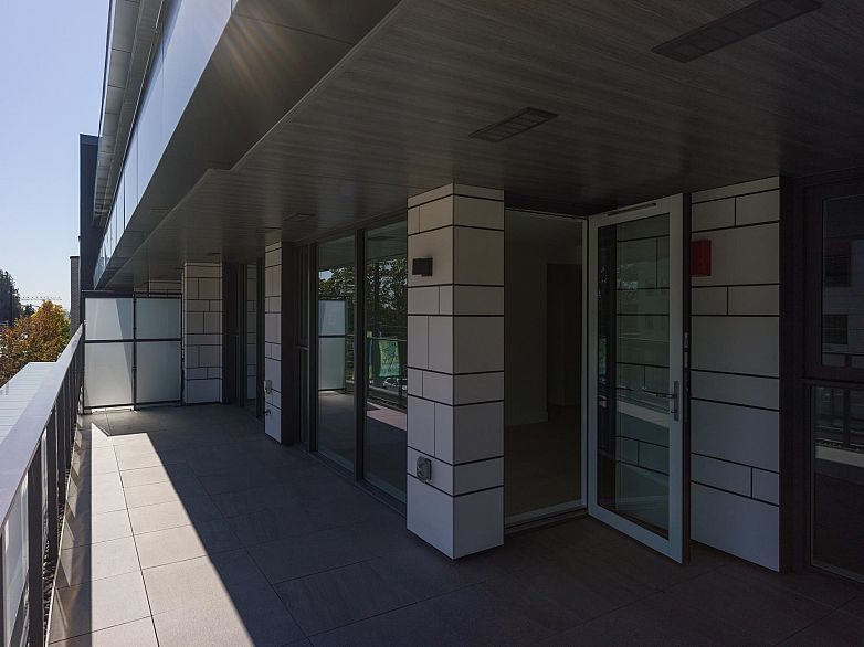 205 3636 W 39th Avenue