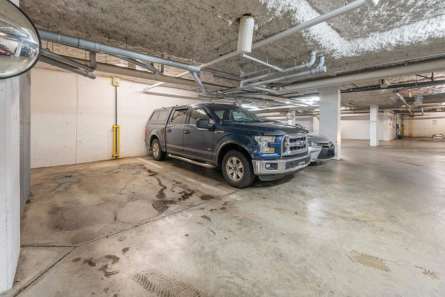 315 3551 Foster Avenue