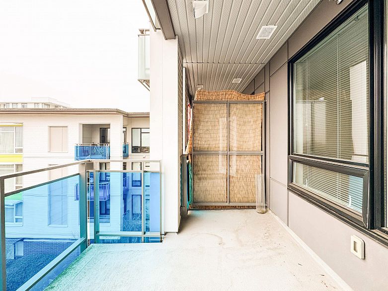 404 3289 Riverwalk Avenue