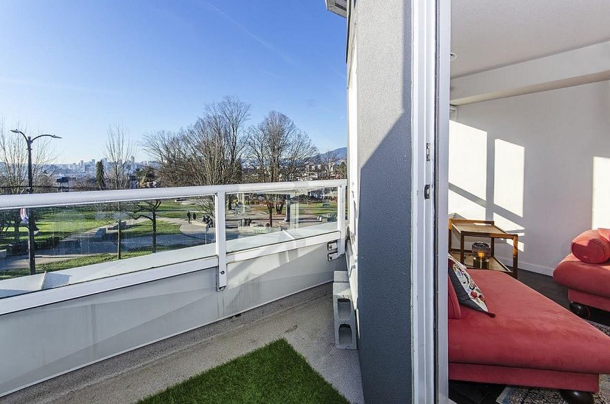 308 1707 Charles Street